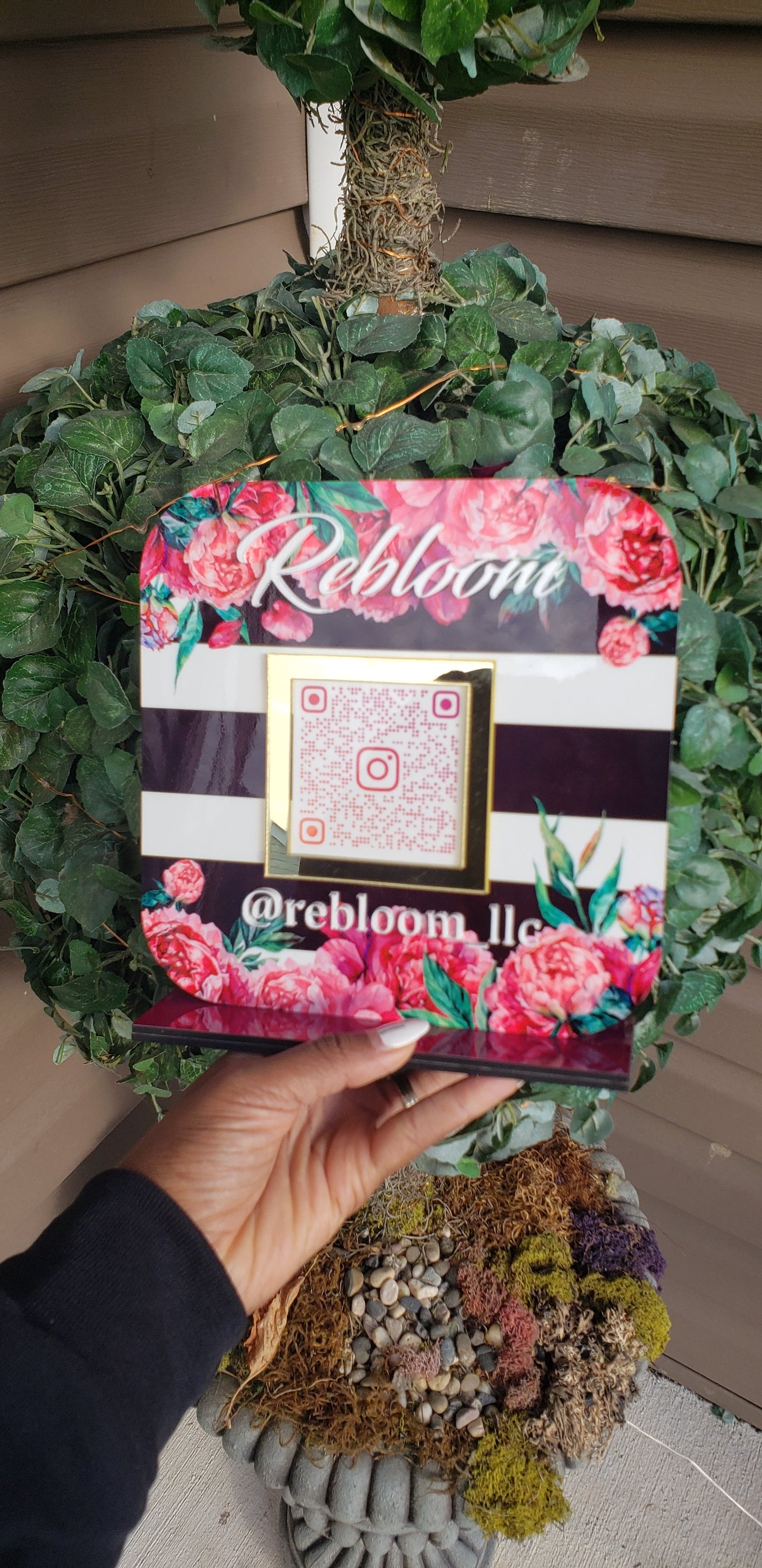 COMPLETELY Customize My Icon/QR Acrylic Social/Payment Sign!