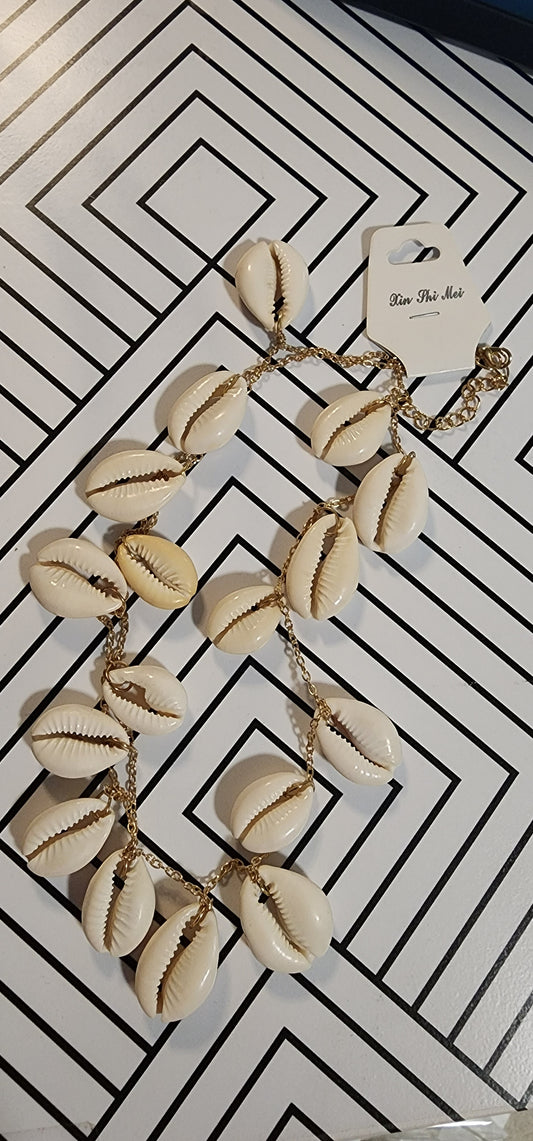 White Rope Gold Chain Cowrie Shell- Handmade Choker- BULK BUY 5 PIECES!