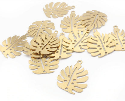 Leaf Charms- BULK BUY 52 PCS!